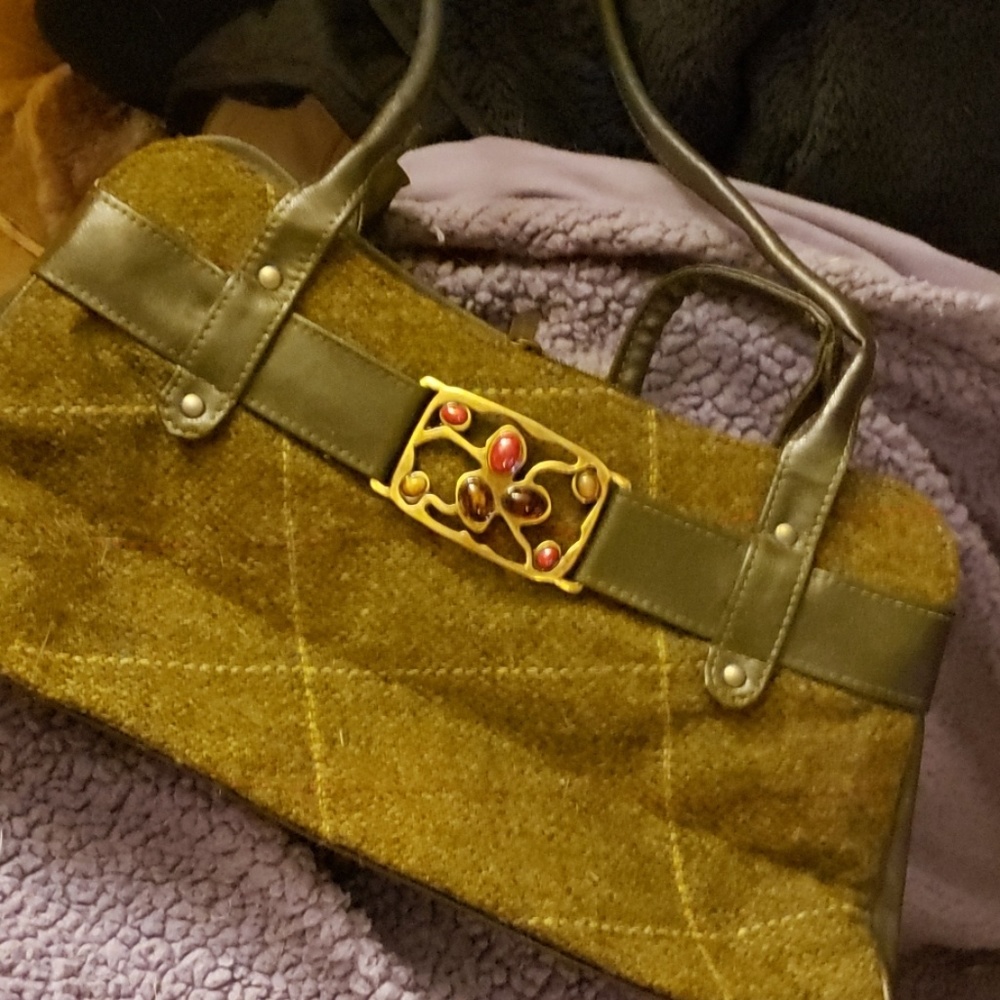 Hand bag